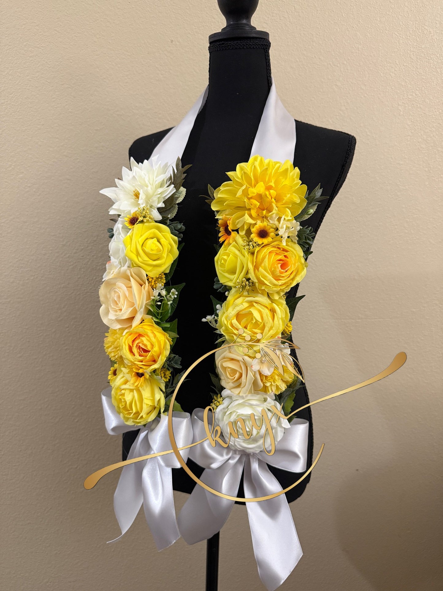 Unique Graduation Flower Lei YELLOW
