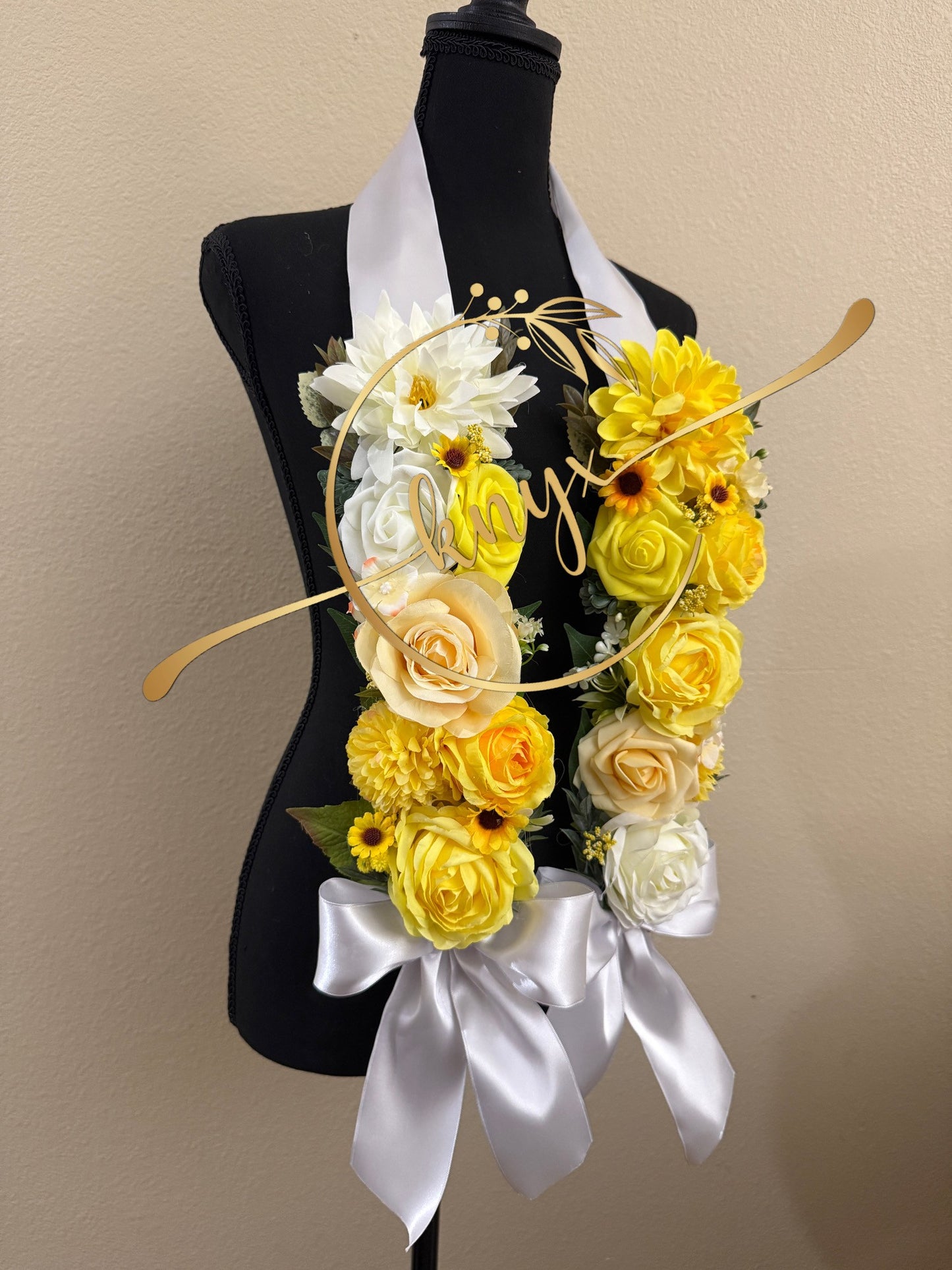 Unique Graduation Flower Lei YELLOW