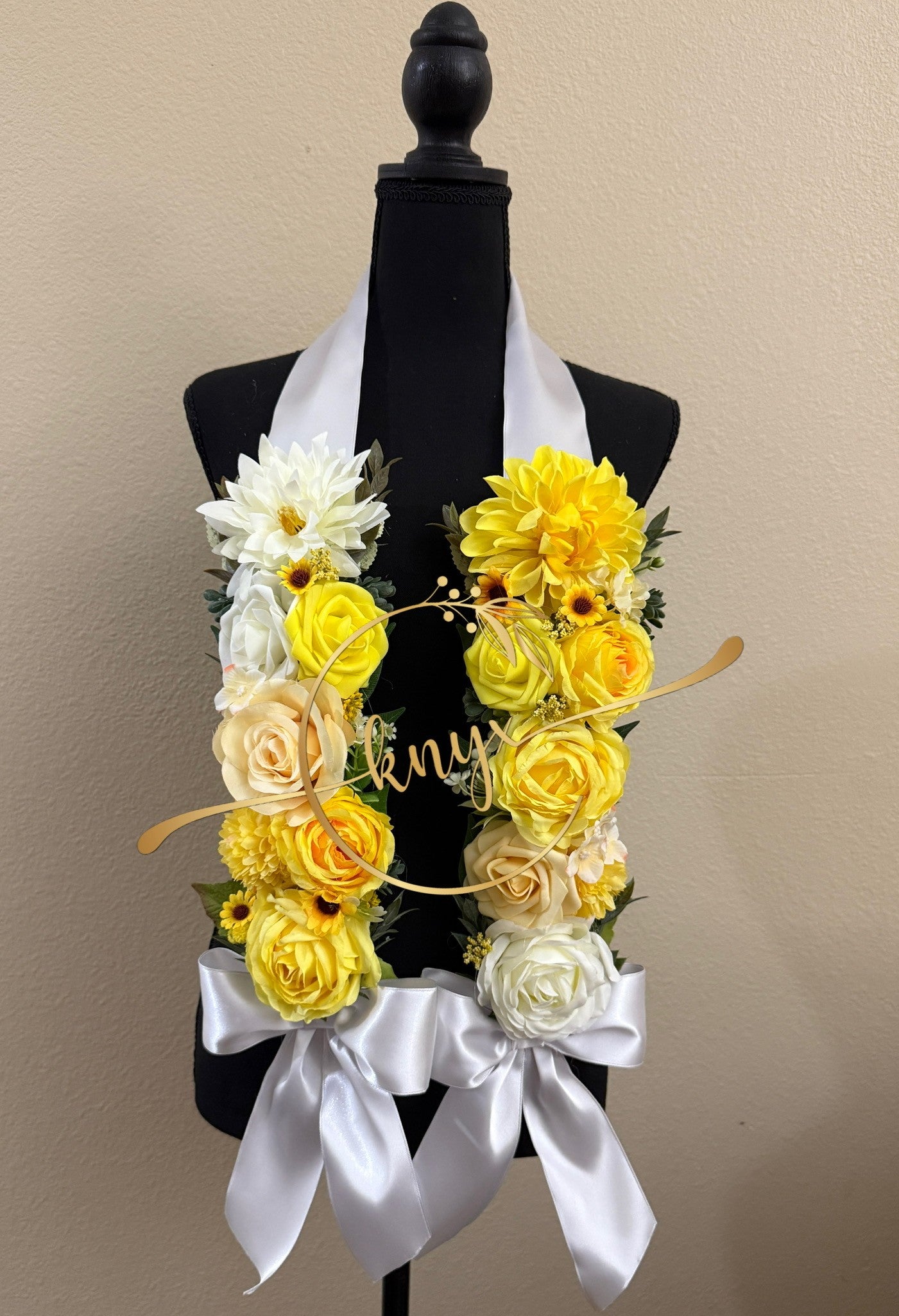 Unique Graduation Flower Lei YELLOW